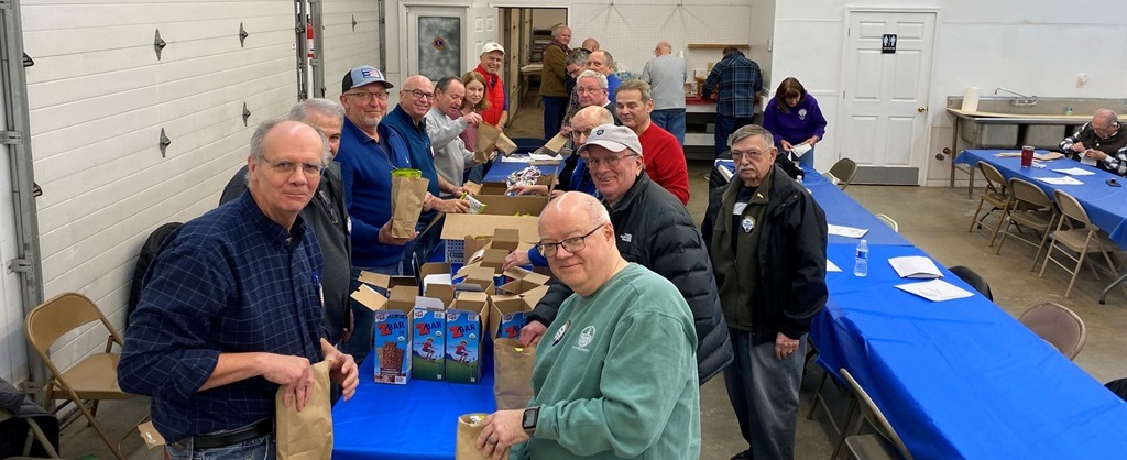 Lions Packing Snack Bags For Kids